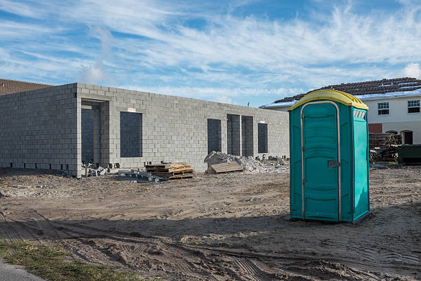 Best Portable restroom trailer rental  in Oxford, KS